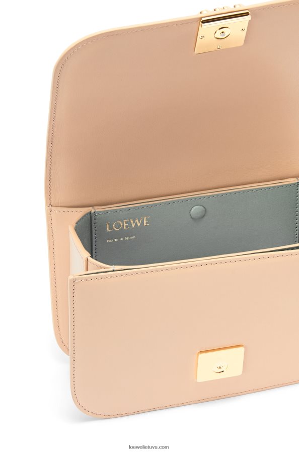 Loewe moterys mažas gojos krepšys iš šilkinės veršio odos nuogas BZ26XN493