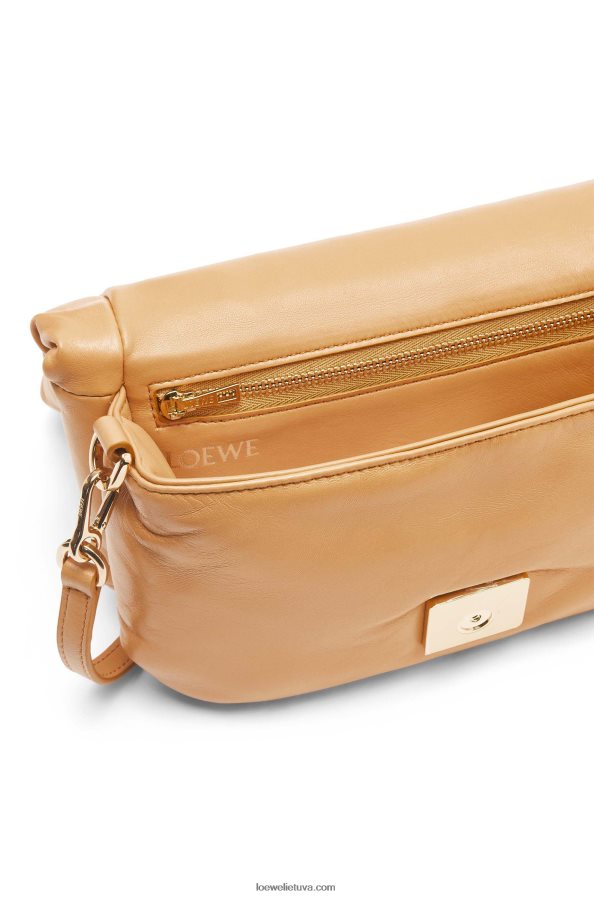 Loewe moterys mini puffer goya krepšys iš blizgios nappa ėriuko odos kupranugaris BZ26XN245