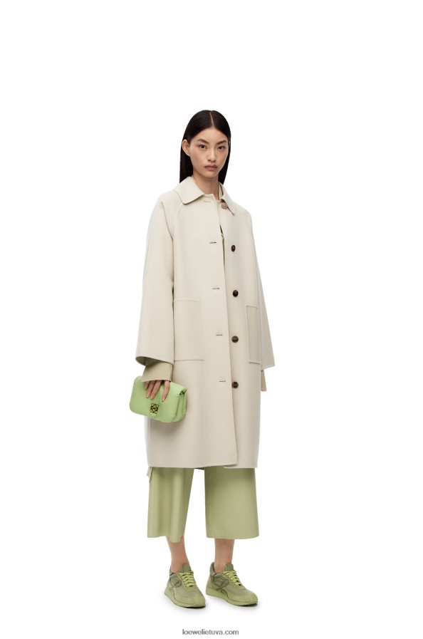 Loewe moterys mini puffer goya krepšys iš blizgios nappa ėriuko odos šviesiai šviesiai žalia BZ26XN247