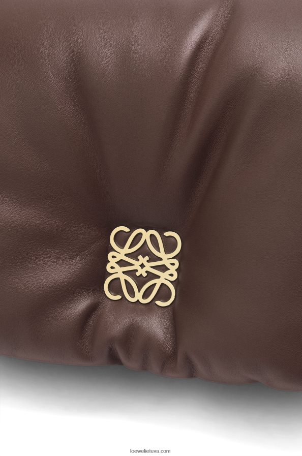 Loewe moterys puffer goya krepšys iš blizgios nappa ėriuko odos Juodasis šokoladas BZ26XN383