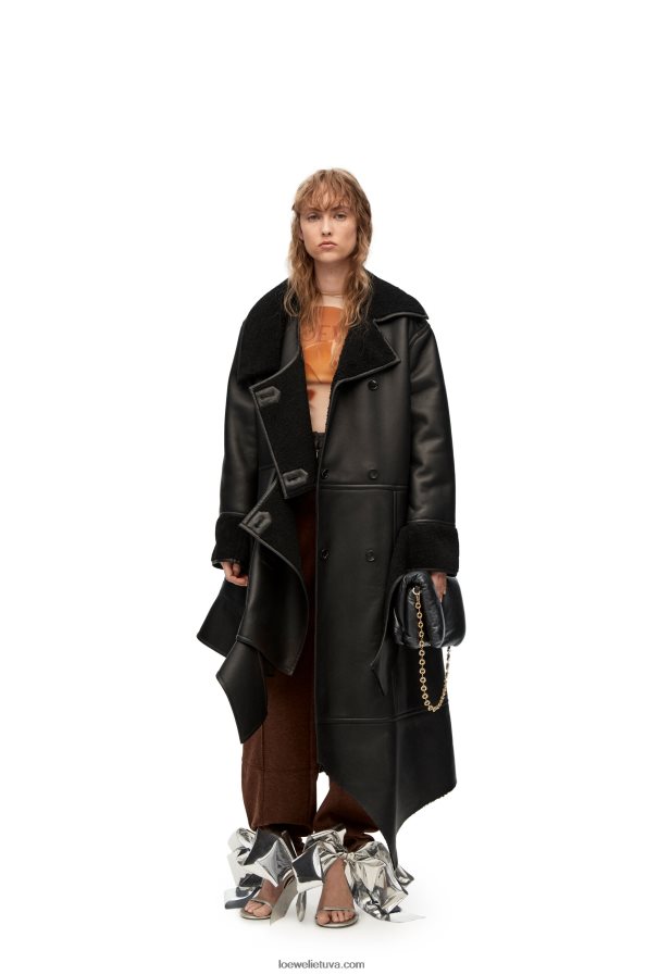 Loewe moterys puffer goya krepšys iš blizgios nappa ėriuko odos juodas BZ26XN385