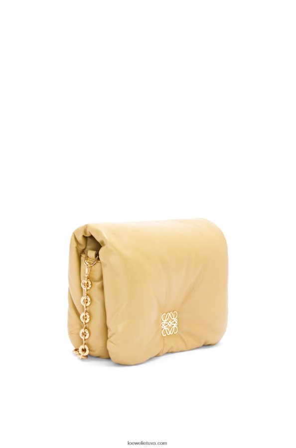 Loewe moterys puffer goya krepšys iš blizgios nappa ėriuko odos sviesto BZ26XN380