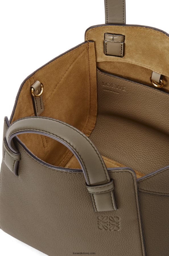 Loewe moterys hamako grynuolio maišelis iš minkštos grūdėtos veršio odos laurų žalia BZ26XN500
