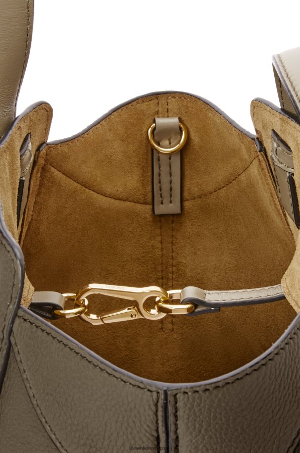 Loewe moterys hamako grynuolio maišelis iš minkštos grūdėtos veršio odos laurų žalia BZ26XN500
