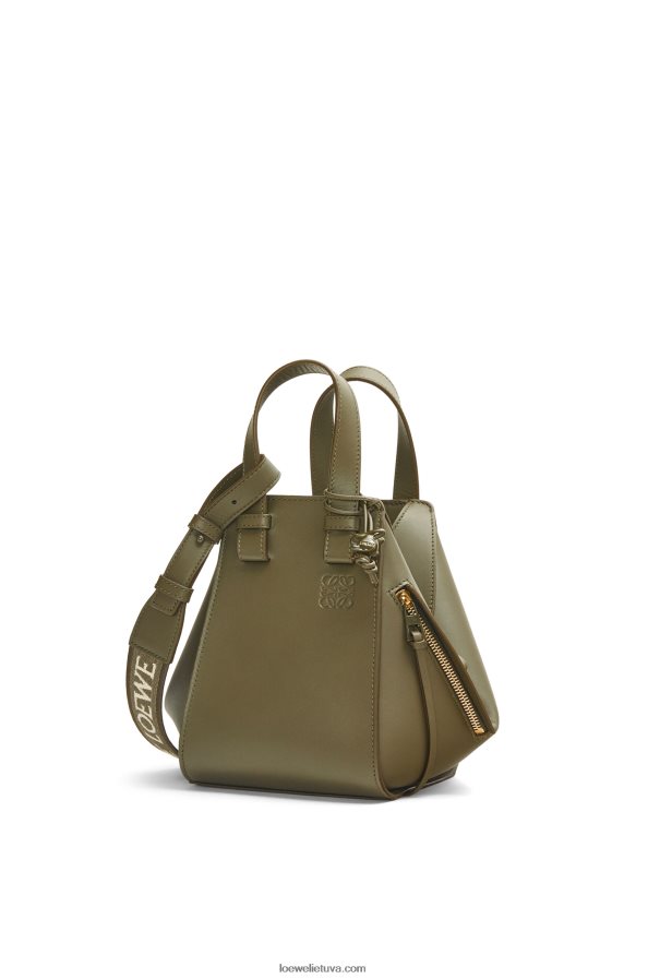 Loewe moterys kompaktiškas hamakas iš satino blauzdos odos arbatos dulkių glajus BZ26XN431