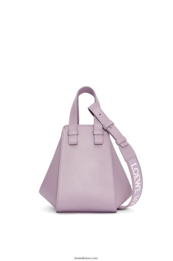 Loewe moterys kompaktiškas hamakas iš satino blauzdos odos blyškus baklažanų glajus BZ26XN312