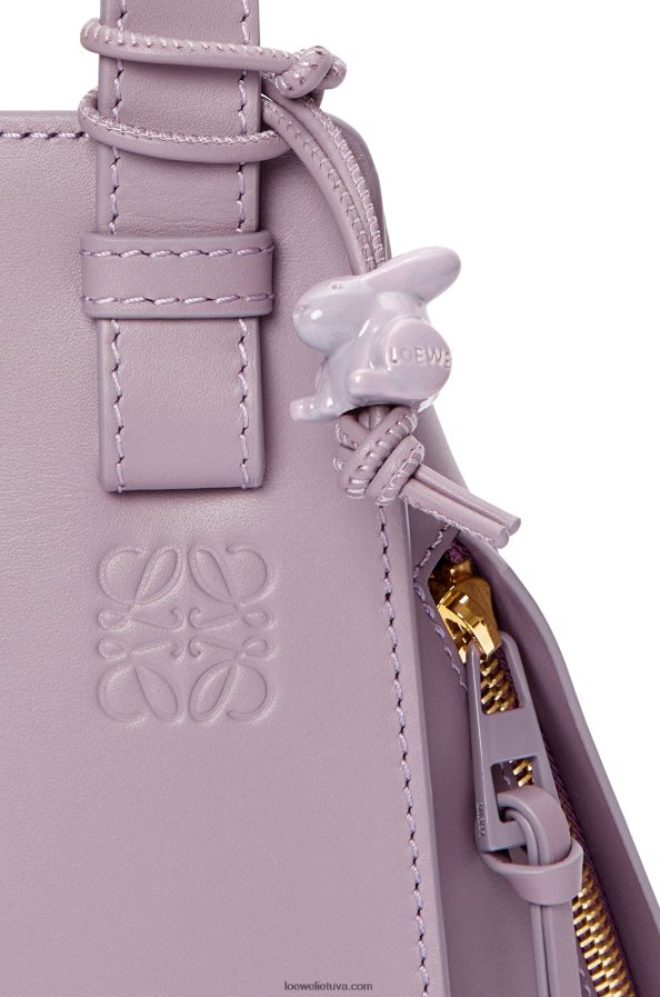 Loewe moterys kompaktiškas hamakas iš satino blauzdos odos blyškus baklažanų glajus BZ26XN312