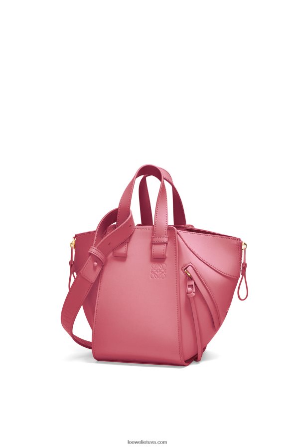 Loewe moterys kompaktiškas hamakas iš satino veršio odos slyva BZ26XN488