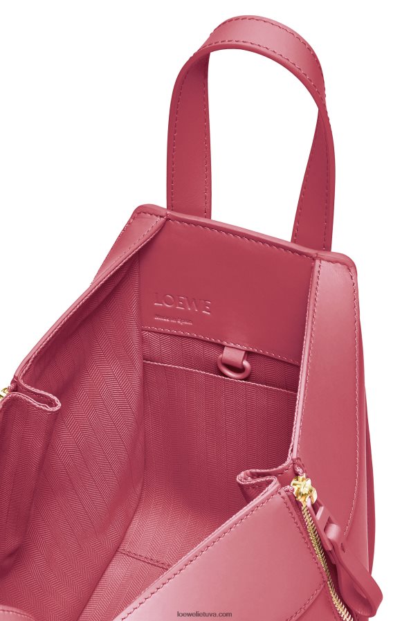 Loewe moterys kompaktiškas hamakas iš satino veršio odos slyva BZ26XN488