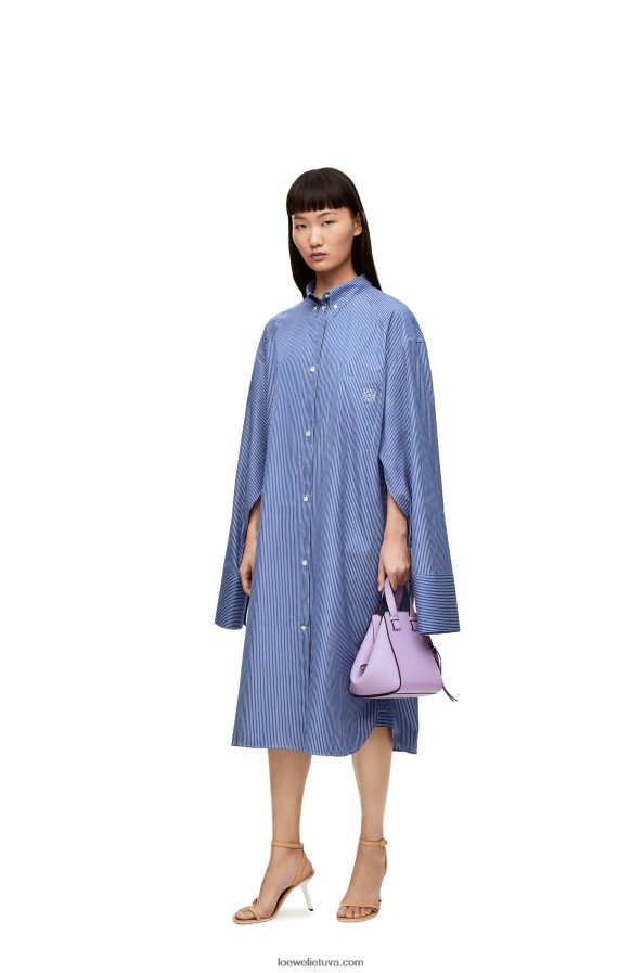 Loewe moterys kompaktiškas hamako krepšys iš minkštos grūdėtos blauzdos odos šviesiai violetinė BZ26XN406