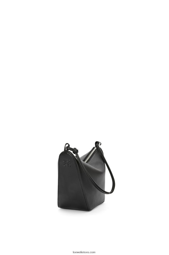 Loewe moterys mini hamakas valkata krepšys iš klasikinės blauzdos odos juodas BZ26XN329