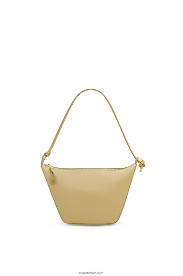 Loewe moterys mini hamakas valkata krepšys iš klasikinės blauzdos odos molio žalia BZ26XN325