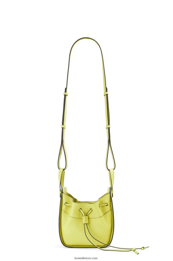 Loewe moterys mini hamako virvelė iš klasikinės blauzdos odos kalkių geltonumo BZ26XN297