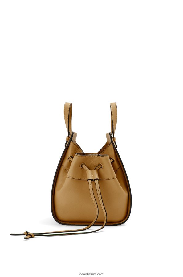 Loewe moterys mini hamako virvelė iš klasikinės blauzdos odos ochros žalia BZ26XN243