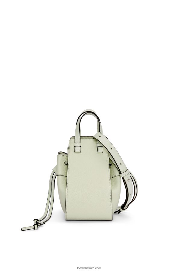 Loewe moterys mini hamako virvelė iš minkštos grūdėtos blauzdos šviesus celadonas BZ26XN244