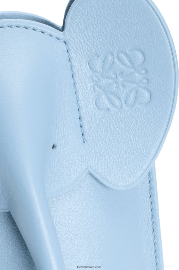 Loewe moterys dramblio kišenė iš klasikinės blauzdos odos dulkėta mėlyna BZ26XN580