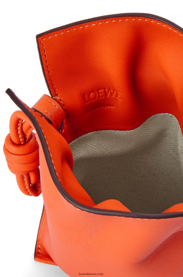 Loewe moterys flamenko kišenė iš napos blauzdos odos oranžinė BZ26XN599