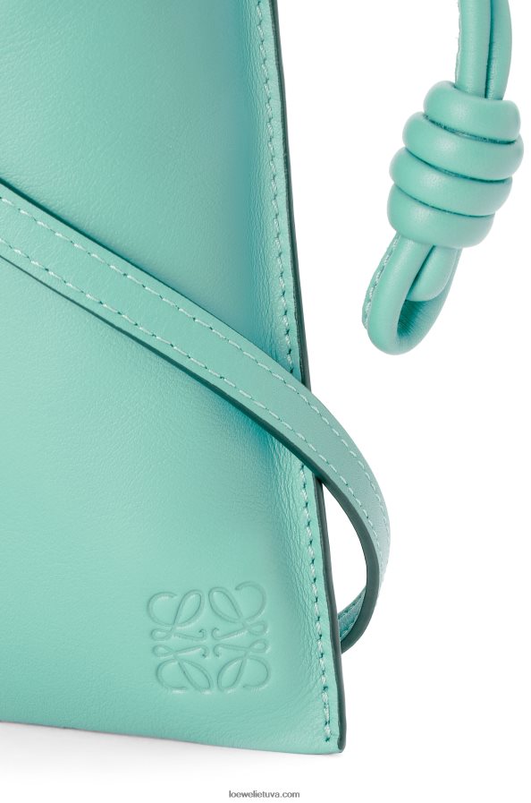Loewe moterys flamenko kišenė iš napos blauzdos odos šviežių mėtų BZ26XN296