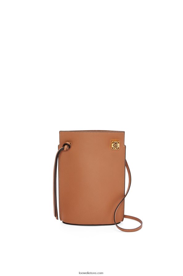 Loewe moterys kauliukų kišenė iš klasikinės blauzdos odos įdegis BZ26XN620