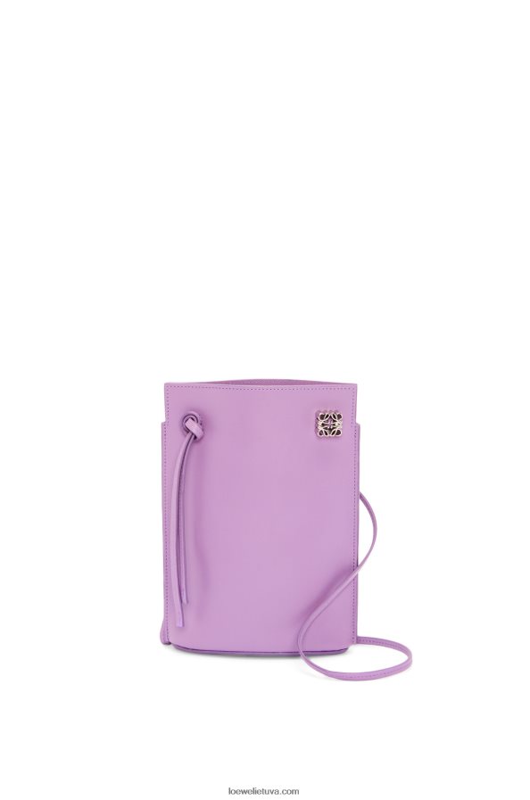 Loewe moterys kauliukų kišenė iš klasikinės blauzdos odos guimauve BZ26XN573