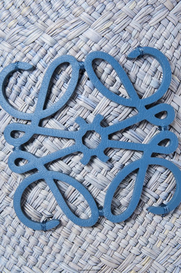 Loewe moterys kvadratinė kišenė iš irakos delno ir blauzdos odos džinsinio mėlynumo BZ26XN318
