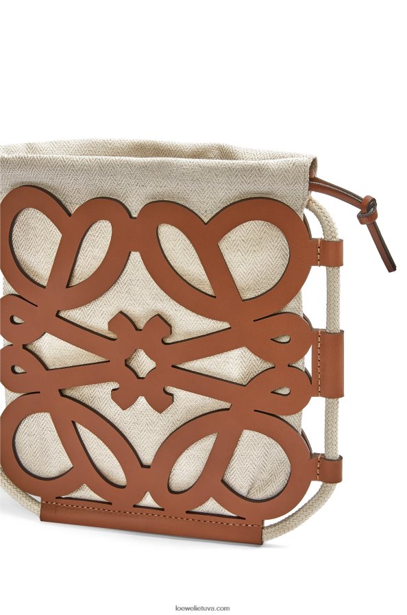 Loewe moterys Anagramos iškirptas kryžminis korpusas iš klasikinės blauzdos ir drobės tan/ecru BZ26XN327