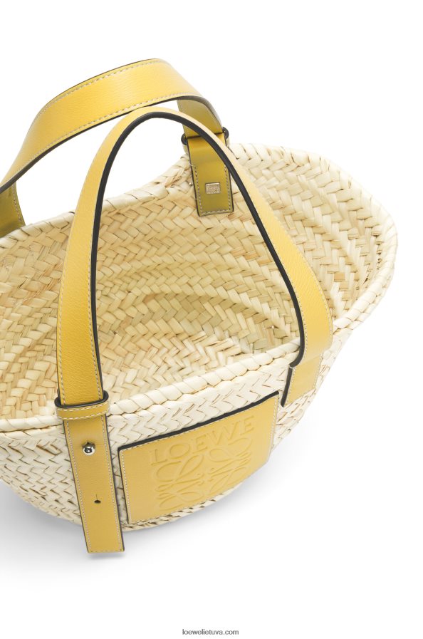 Loewe moterys mažas krepšelis iš palmių lapų ir veršiuko odos tamsiai geltona BZ26XN50