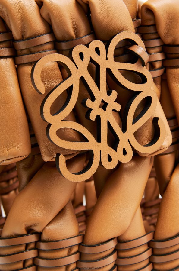 Loewe moterys mažas vamzdinis krepšelis iš nappa ėriuko odos šilta dykuma BZ26XN93
