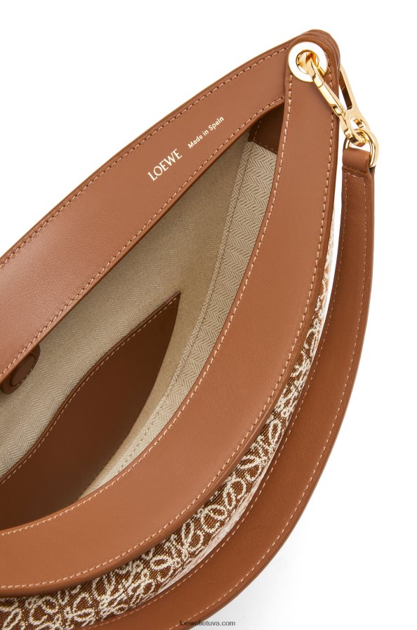 Loewe moterys Luna krepšys iš anagraminio žakardo ir klasikinės veršiuko odos įdegis/pekano riešutas BZ26XN512