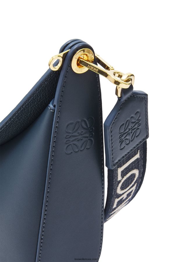 Loewe moterys mažas luna krepšys iš satino veršio odos ir žakardo onikso mėlyna BZ26XN482