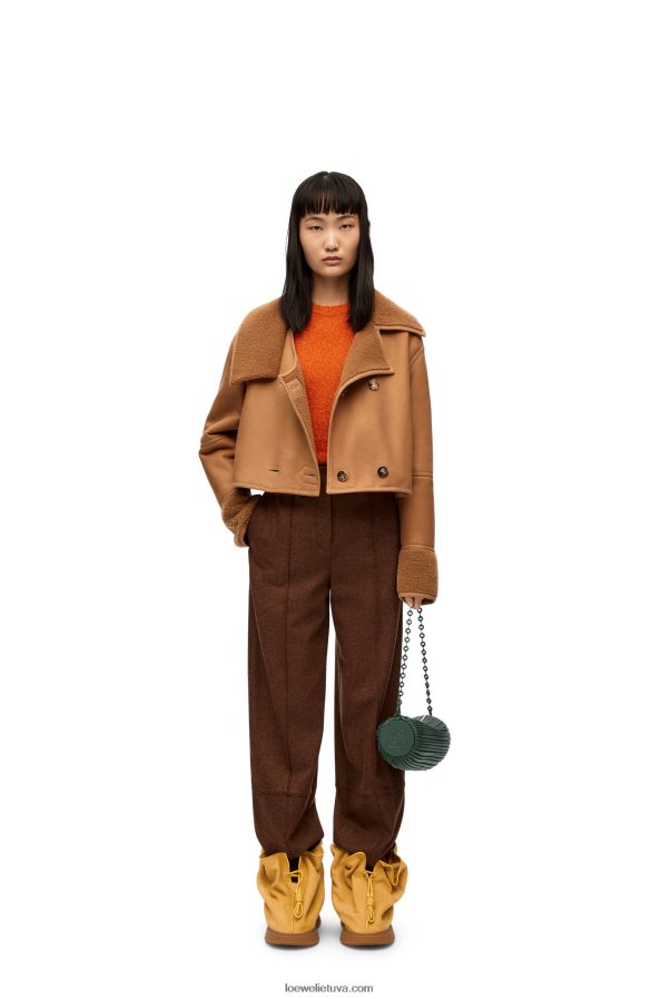 Loewe moterys apyrankės kišenė iš klostuoto nappa vintažinė chaki BZ26XN609