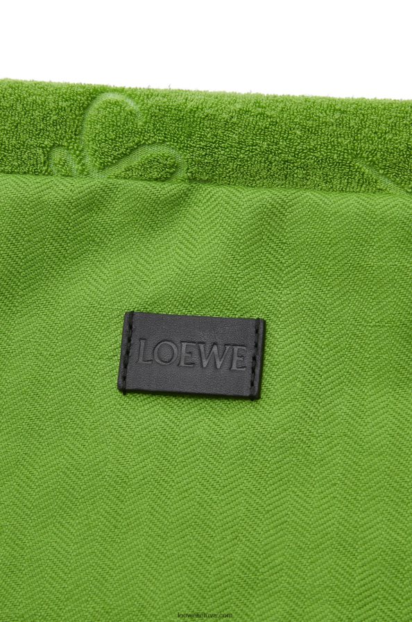 Loewe moterys sutraukiamas maišelis medvilniniame rankšluosčiu žalias BZ26XN582