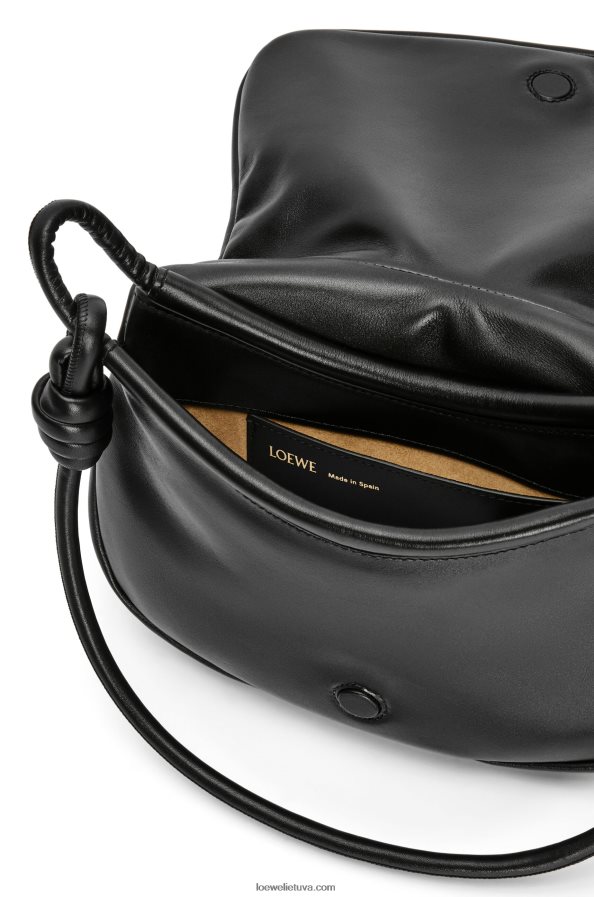 Loewe moterys Paseo kuprinė iš blizgios nappa blauzdos odos juodas BZ26XN337