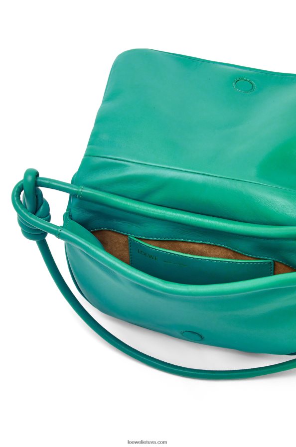 Loewe moterys Paseo kuprinė iš blizgios nappa blauzdos odos smaragdo žalia BZ26XN338