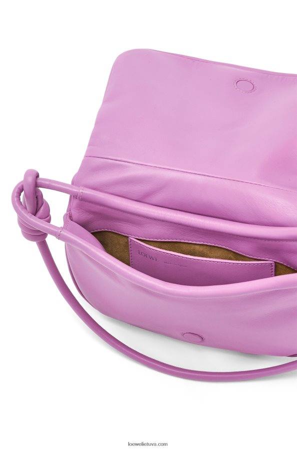 Loewe moterys Paseo kuprinė iš blizgios nappa blauzdos odos uolų rožė BZ26XN335