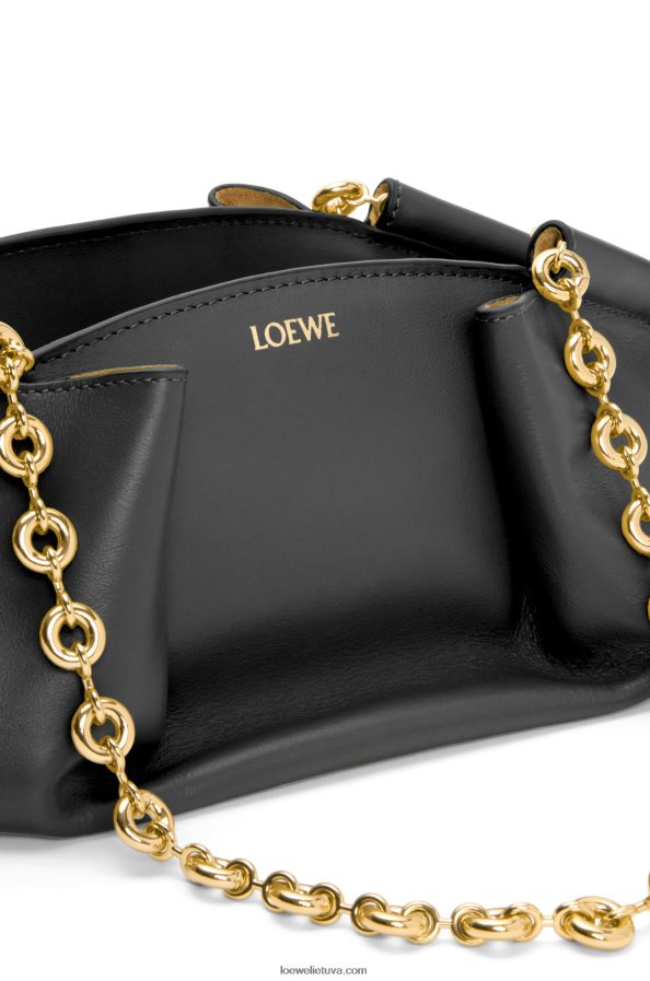 Loewe moterys mažas paseo krepšys iš blizgios nappa blauzdos odos su grandinėle juodas BZ26XN402