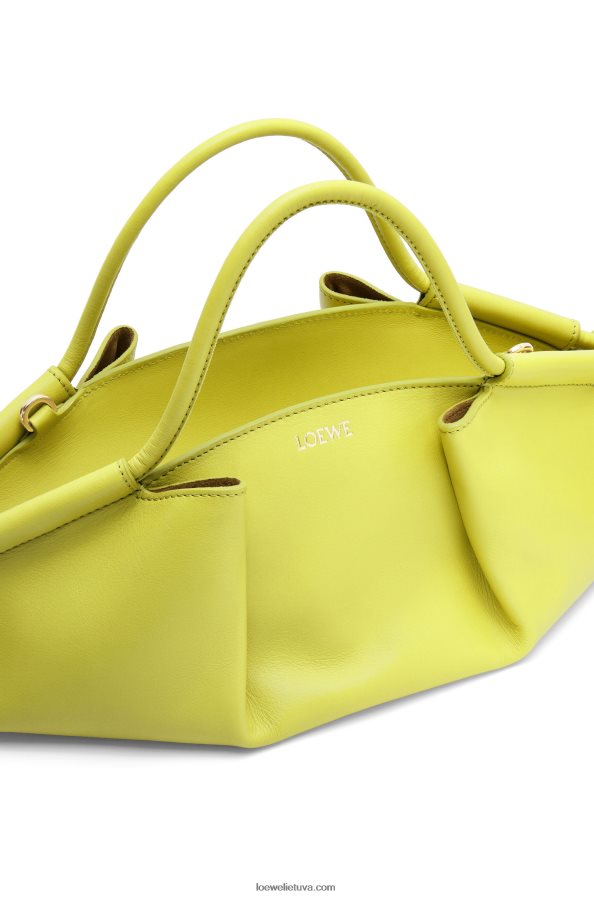 Loewe moterys mažas paseo krepšys iš blizgios nappa veršiuko odos kalkių geltonumo BZ26XN419