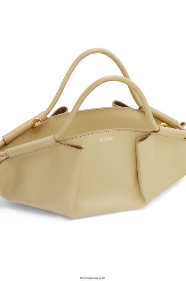 Loewe moterys mažas paseo krepšys iš blizgios nappa veršiuko odos molio žalia BZ26XN350