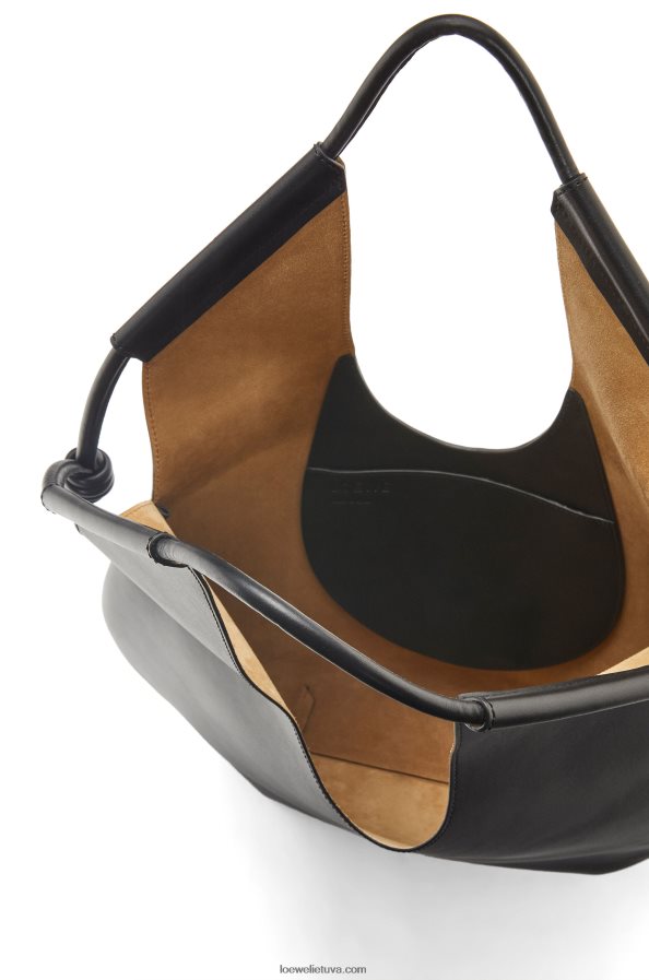 Loewe moterys Paseo dėklas iš blizgios nappa veršiuko odos juodas BZ26XN132