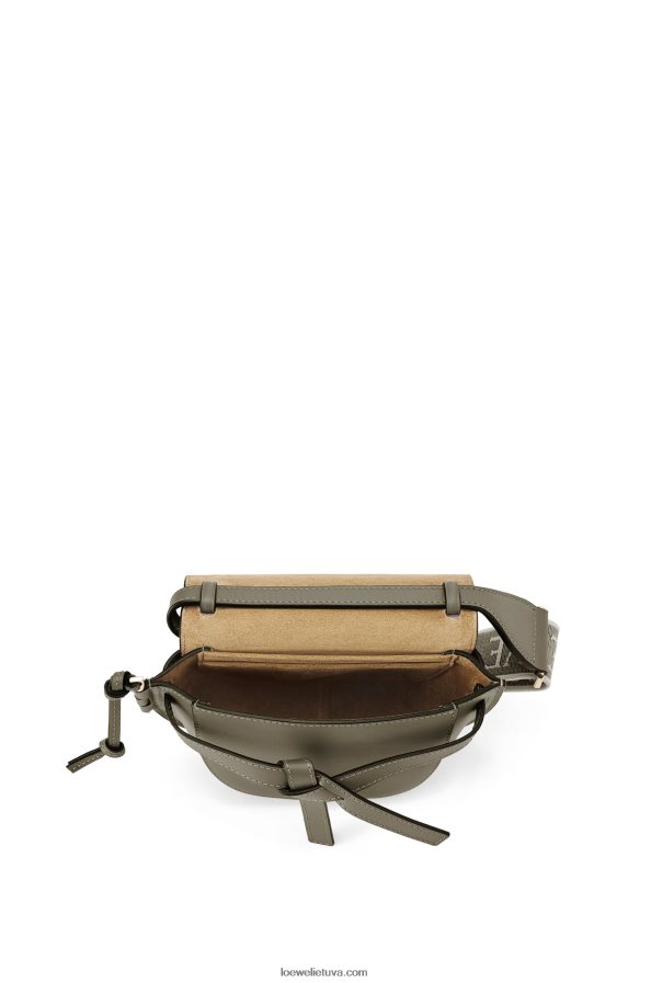Loewe moterys mini gate dvigubas maišelis iš minkštos veršio odos ir žakardo rudens žalia BZ26XN239