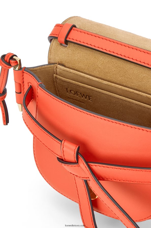 Loewe moterys mini gate dvigubas maišelis iš minkštos veršio odos ir žakardo saulėtekio oranžinė BZ26XN212