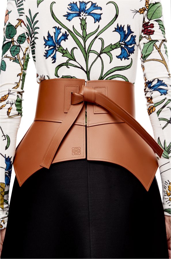 Loewe moterys obi diržas nappa įdegis BZ26XN1153