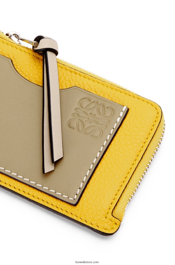 Loewe moterys monetų kortelių laikiklis iš minkštos grūdėtos veršiuko odos geltona/molio žalia BZ26XN1394