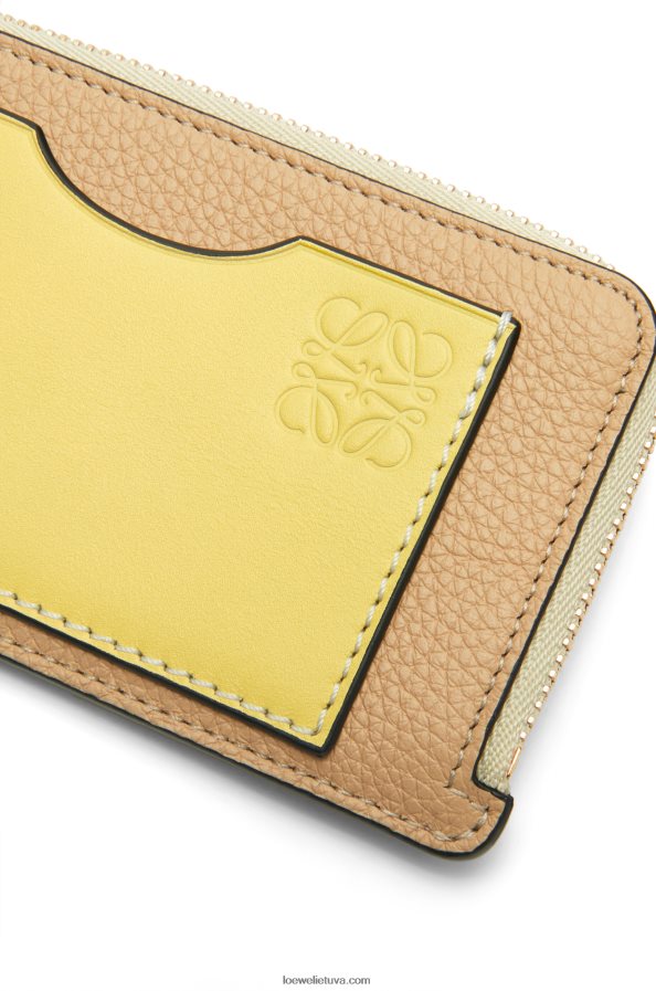 Loewe moterys monetų kortelių laikiklis iš minkštos grūdėtos veršiuko odos sviestas/blyški citrina BZ26XN1343