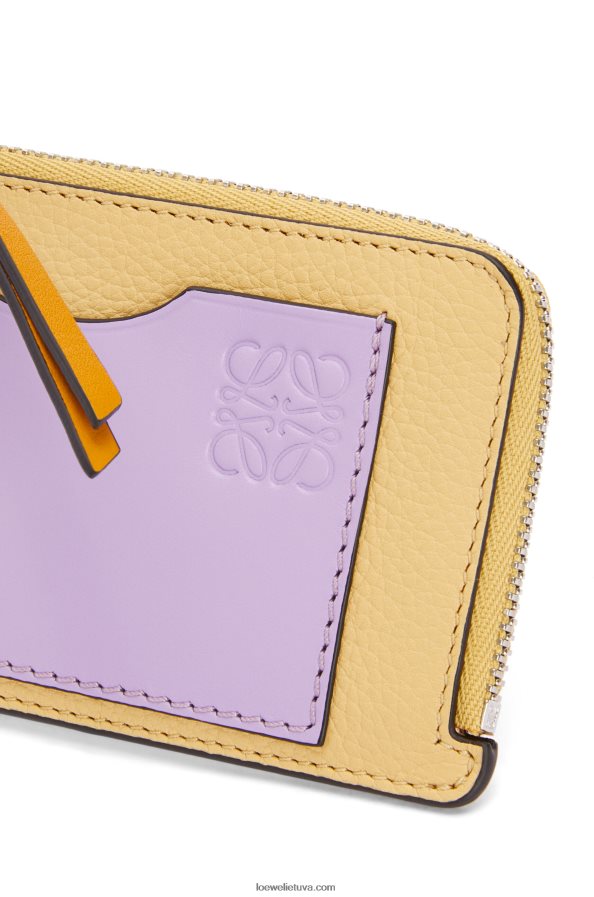 Loewe moterys monetų kortelių laikiklis iš minkštos grūdėtos veršiuko odos tamsus sviestas / rausvas BZ26XN1341