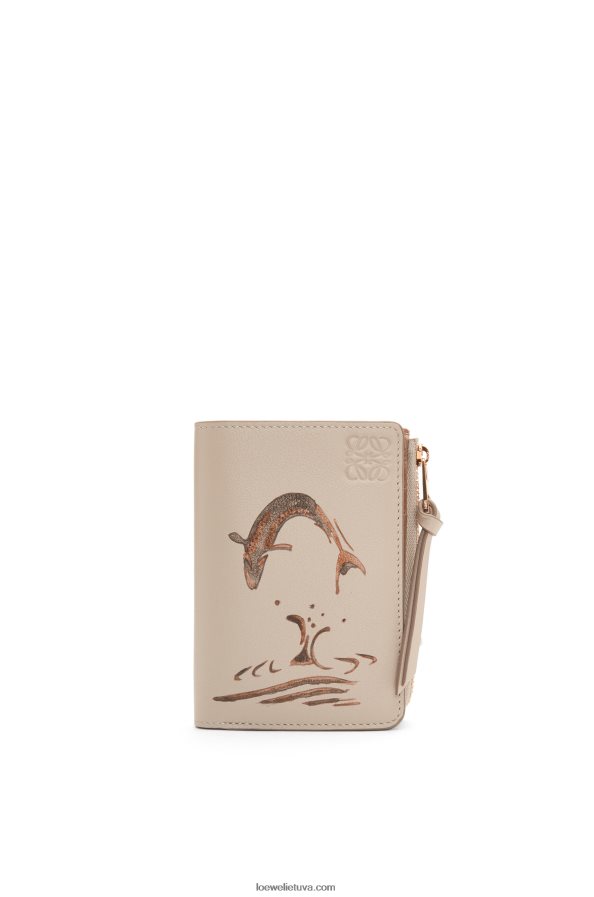 Loewe moterys Fish plona užtrauktuku piniginė iš klasikinės blauzdos odos šviesios avižos BZ26XN1302