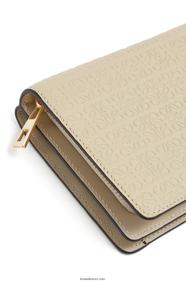 Loewe moterys Pakartotinė kompaktiška piniginė su užtrauktuku iš reljefinės šilkinės veršio odos šviesios avižos BZ26XN1272