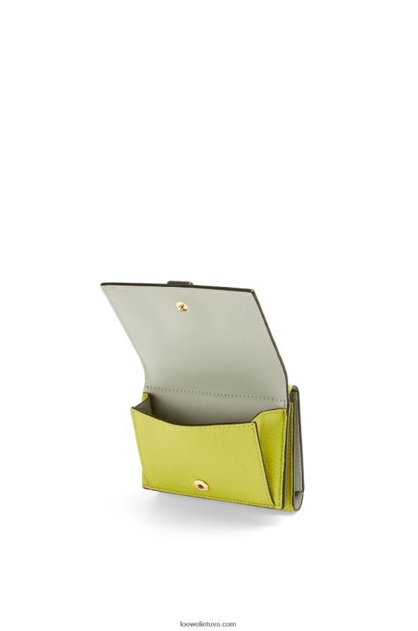 Loewe moterys Trisluoksnė piniginė iš minkštos grūdėtos veršio odos laimo geltona/avokado žalia BZ26XN1311