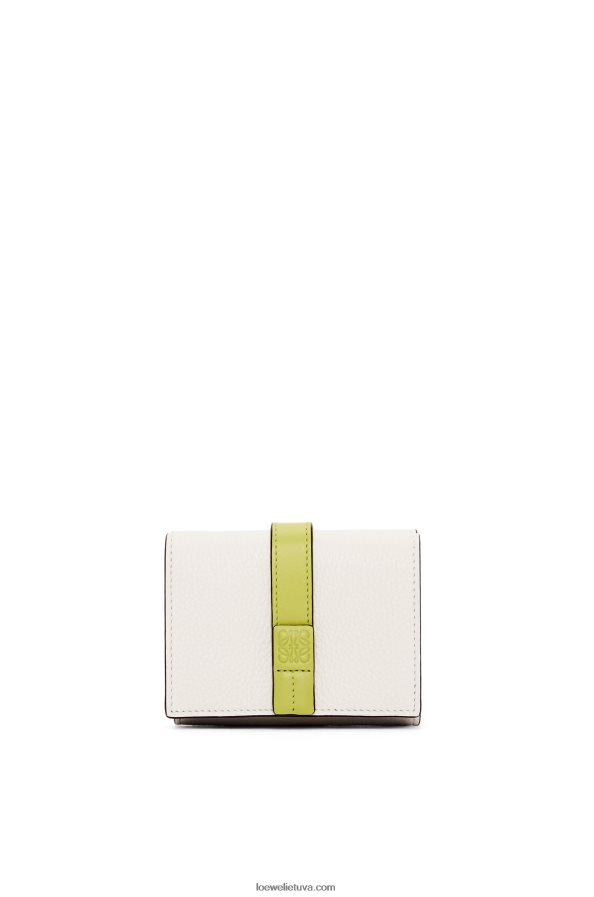 Loewe moterys Trisluoksnė piniginė iš minkštos grūdėtos veršio odos švelniai balta/kalkių geltona BZ26XN1227