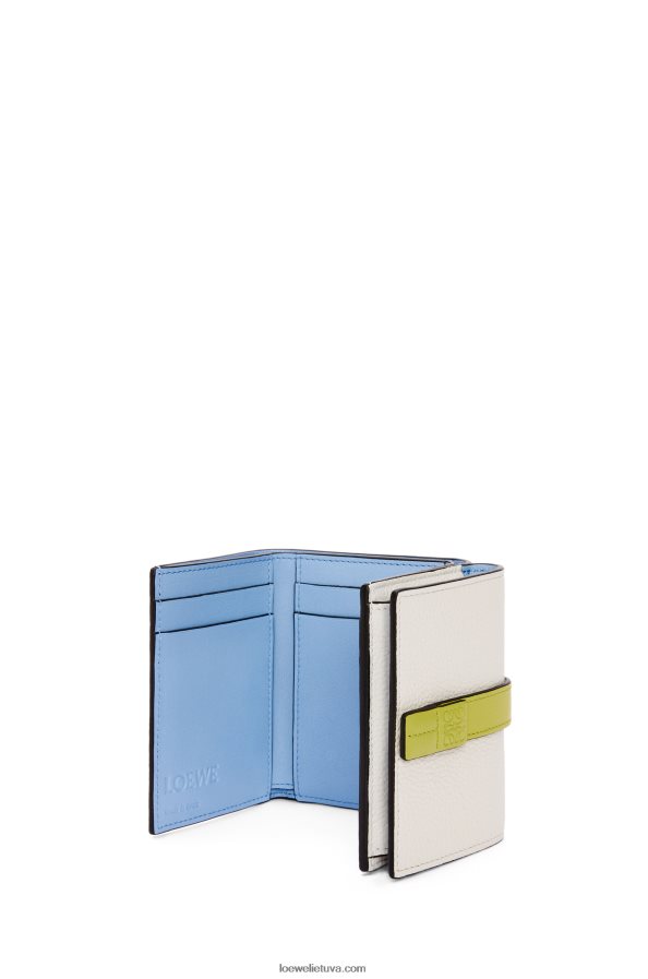 Loewe moterys Trisluoksnė piniginė iš minkštos grūdėtos veršio odos švelniai balta/kalkių geltona BZ26XN1227